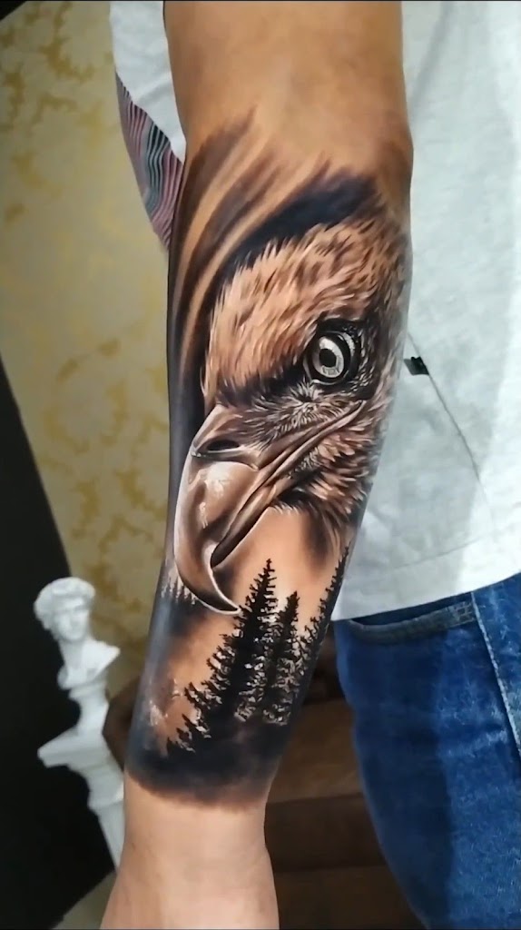 Forearm Tattoos: 11 Stunning Forearm Tattoos Of Eagle Designs To Try In ...