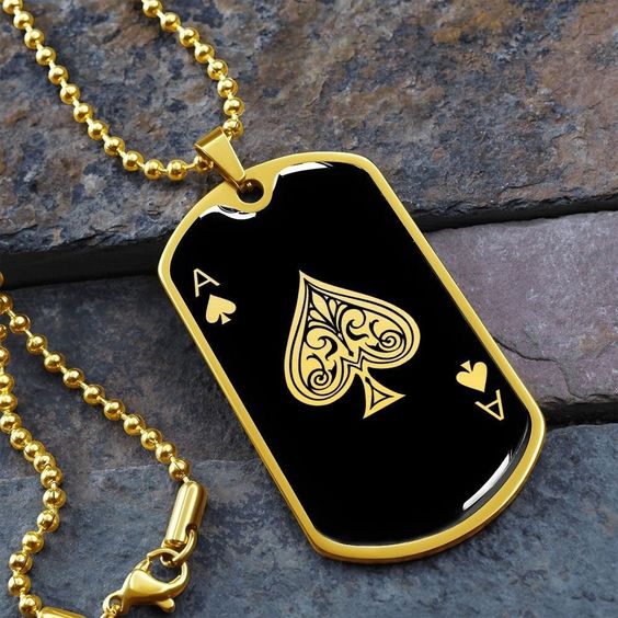 Ace Of Spades Necklace. - Gist94